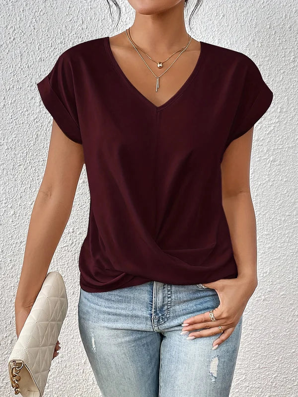 Cloe | Camiseta Casual Con Cuello Pico (1+1 Gratis)
